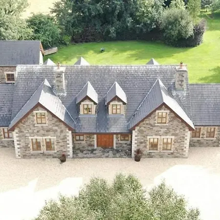 Broomfield Lodge